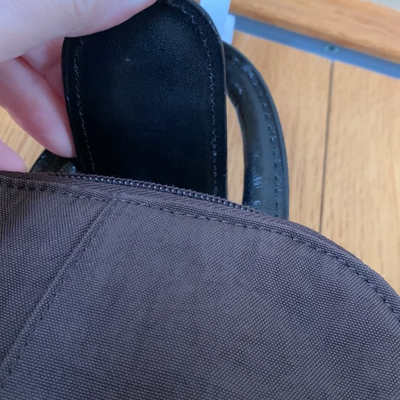 Baggallini Metro brown vegan woven nylon 1 or 2 strap convertible backpack EUC - Picture 5 of 15